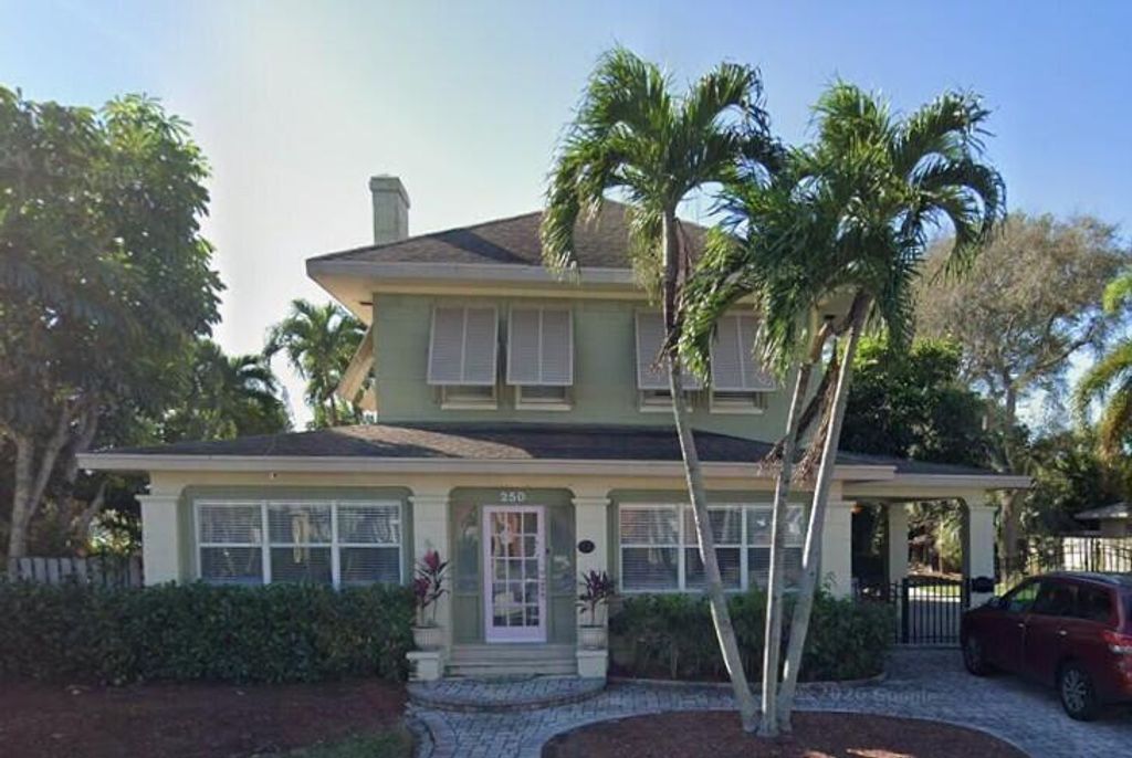 250 Foresteria Drive, Lake Park, FL 33403