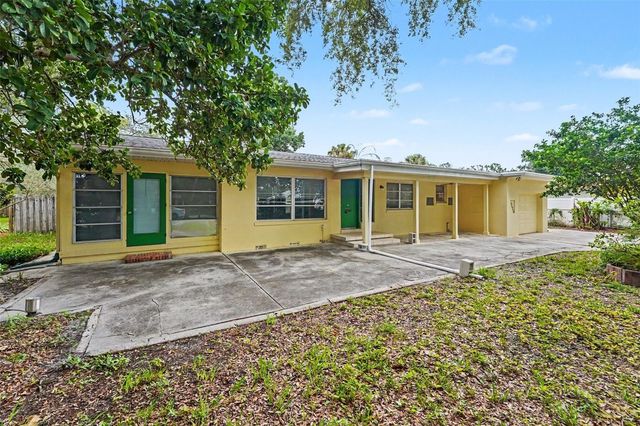 6415 2ND AVENUE N, St Petersburg, FL 33710