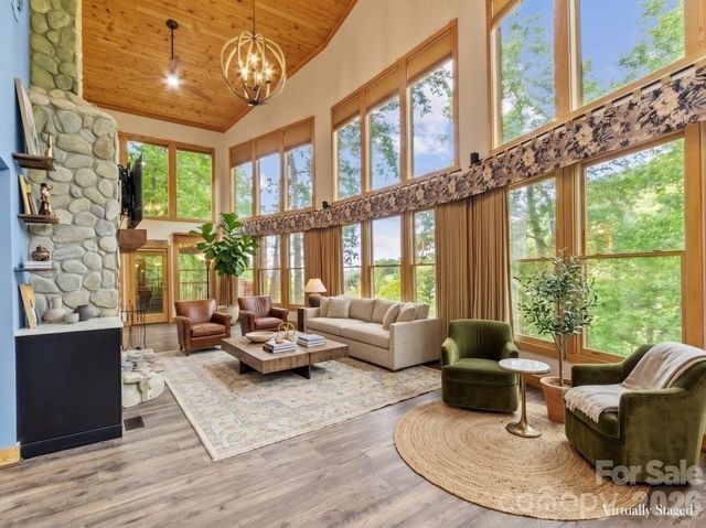 52 Mountain Park Drive, Mars Hill, NC 28754