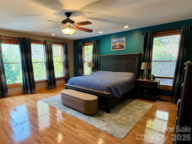 52 Mountain Park Drive, Mars Hill, NC 28754