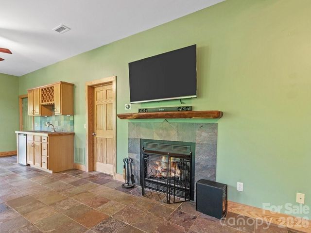 52 Mountain Park Drive, Mars Hill, NC 28754