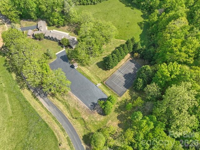 52 Mountain Park Drive, Mars Hill, NC 28754