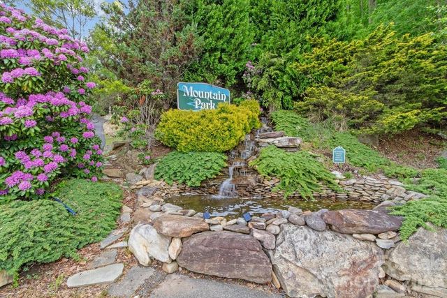 52 Mountain Park Drive, Mars Hill, NC 28754