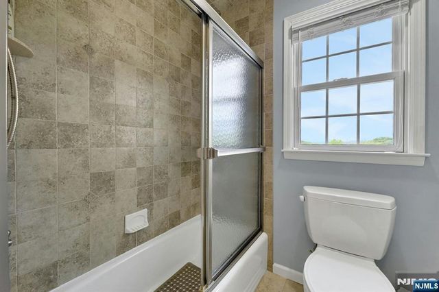 8 Buena Vista Drive, Ringwood, NJ 07456