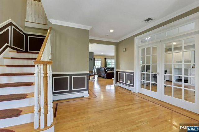 8 Buena Vista Drive, Ringwood, NJ 07456