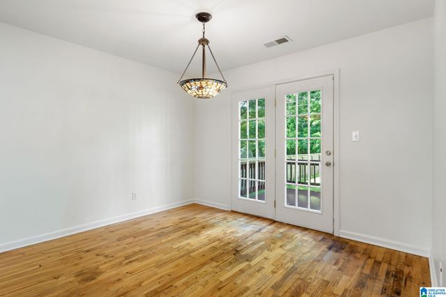 1004 W WALNUT STREET, Sylacauga, AL 35150