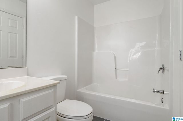 1004 W WALNUT STREET, Sylacauga, AL 35150