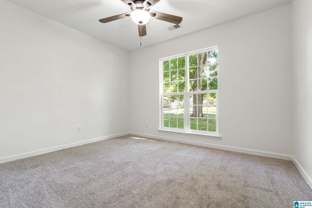 1004 W WALNUT STREET, Sylacauga, AL 35150