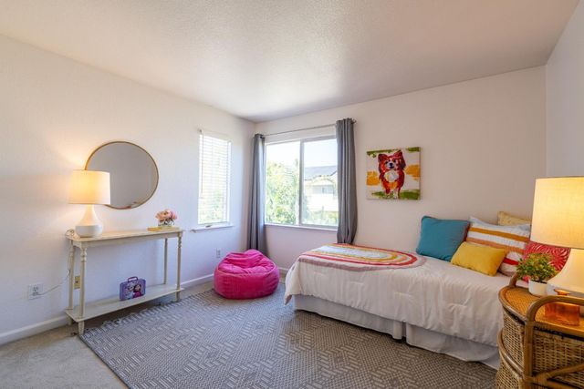 327 La Vela Court, Morgan Hill, CA 95037