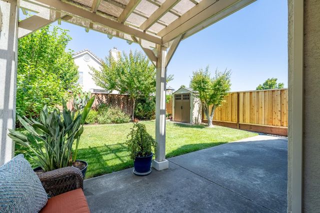 327 La Vela Court, Morgan Hill, CA 95037
