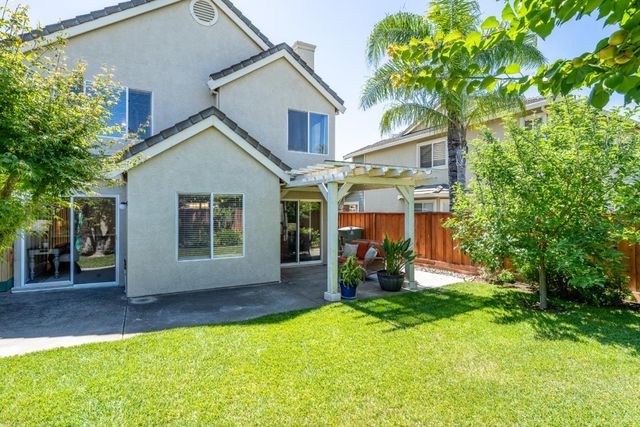 327 La Vela Court, Morgan Hill, CA 95037