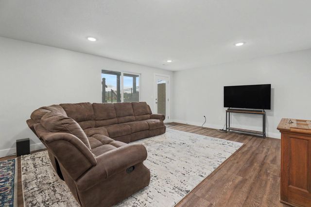 2911 E Reiss, Park City, KS 67219