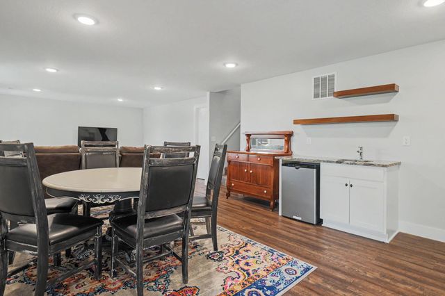 2911 E Reiss, Park City, KS 67219