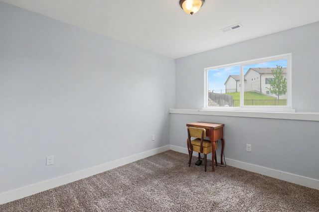 2911 E Reiss, Park City, KS 67219