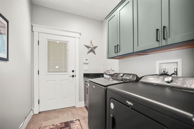 7218 SOUTHEAST AVENUE, Webster, FL 33597