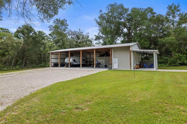 7218 SOUTHEAST AVENUE, Webster, FL 33597