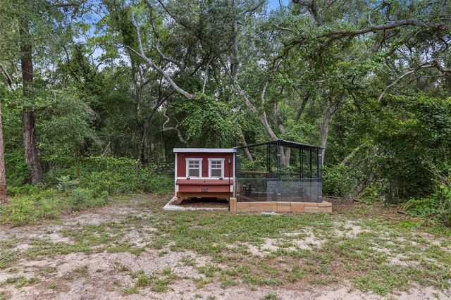 7218 SOUTHEAST AVENUE, Webster, FL 33597