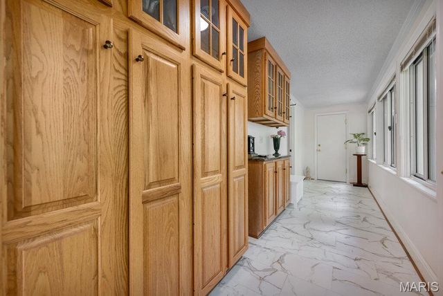 86 Flamingo Drive, Crestwood, MO 63123