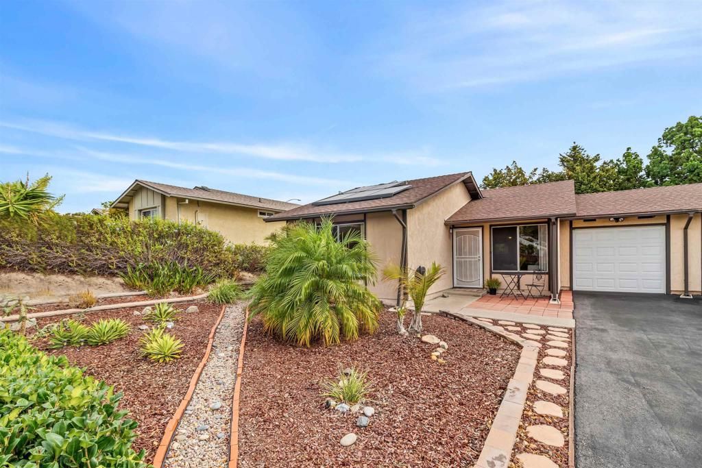 4559 Westridge Drive, Oceanside, CA 92056 — photo 2