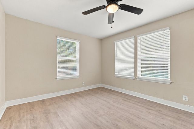 2842 Harlandale Avenue, Dallas, TX 75216