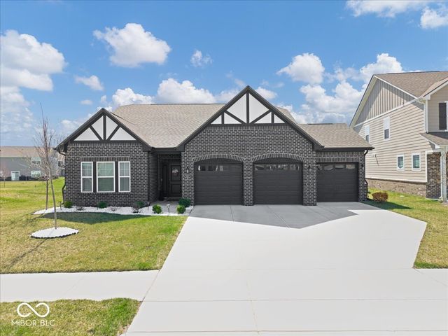 411 Cape May Drive, Westfield, IN 46074