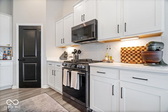 411 Cape May Drive, Westfield, IN 46074