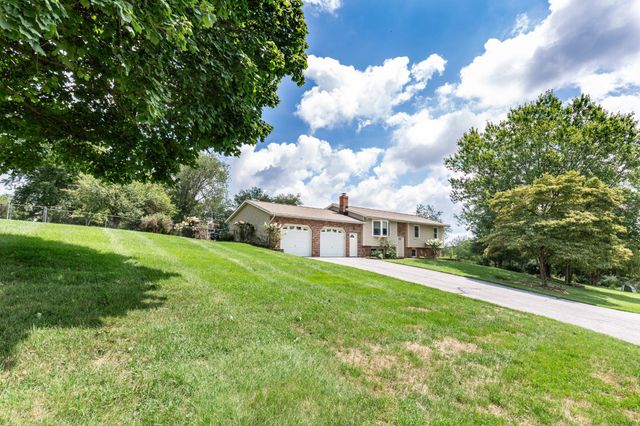 2666 WALSTON RD, Mt Airy, MD 21771