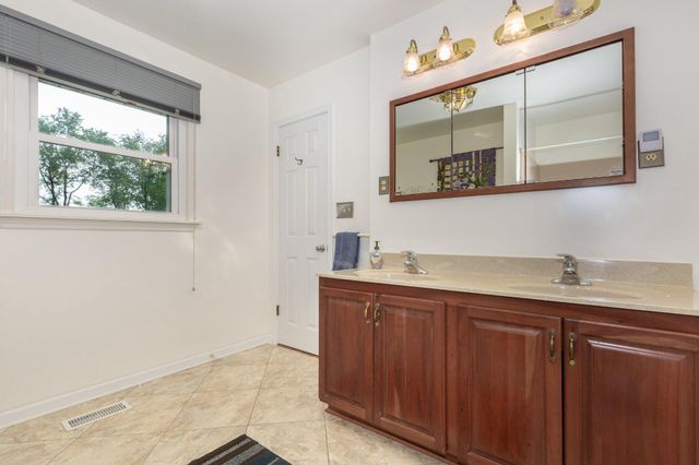 2666 WALSTON RD, Mt Airy, MD 21771