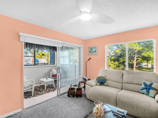 616 WINDRUSH BAY DRIVE 616, Tarpon Springs, FL 34689