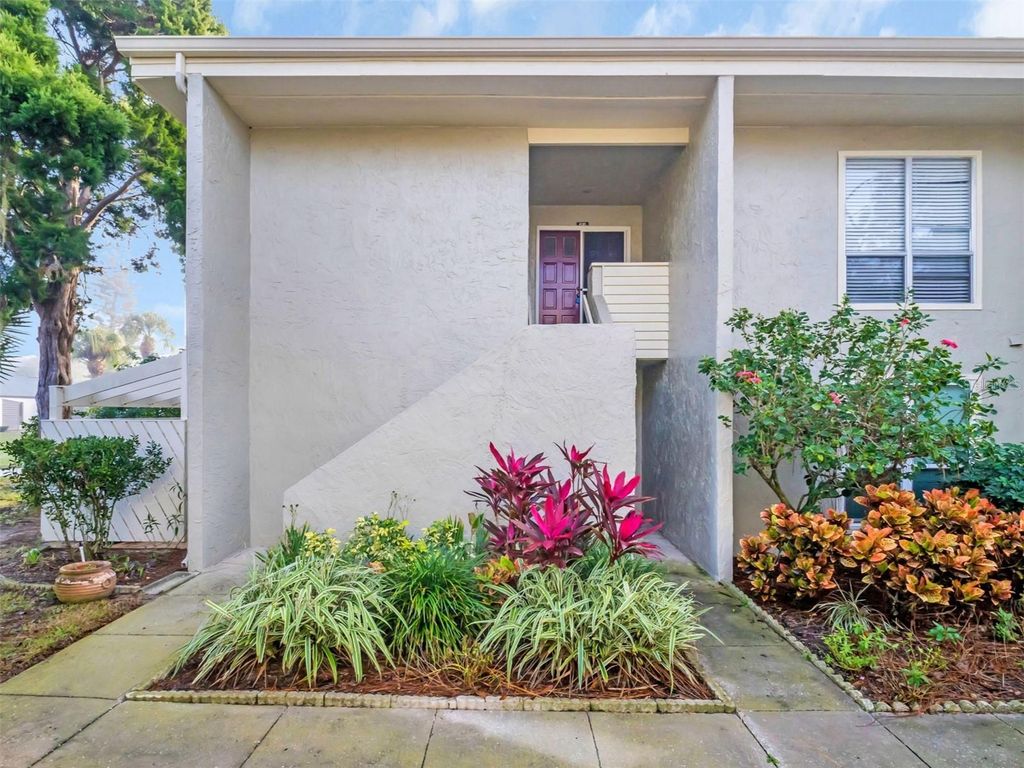 616 WINDRUSH BAY DRIVE 616, Tarpon Springs, FL 34689