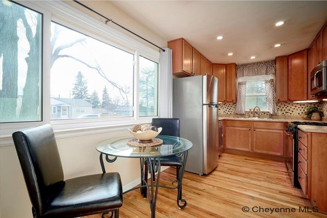 1602 CROOK AVE, Cheyenne, WY 82001