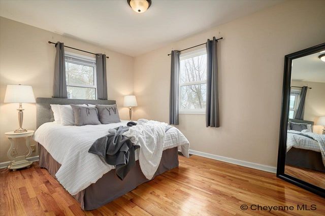 1602 CROOK AVE, Cheyenne, WY 82001