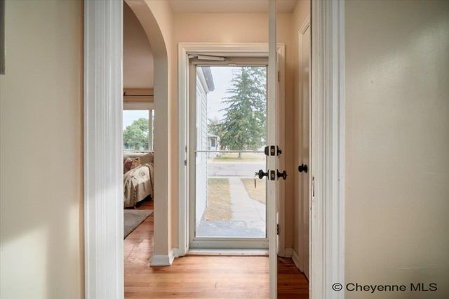 1602 CROOK AVE, Cheyenne, WY 82001