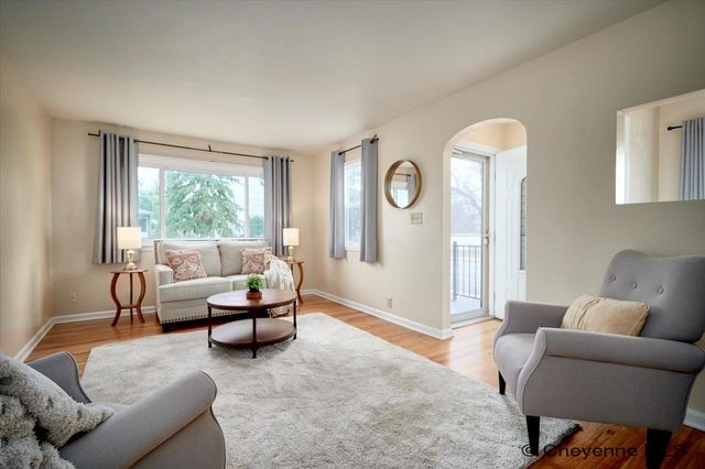 1602 CROOK AVE, Cheyenne, WY 82001