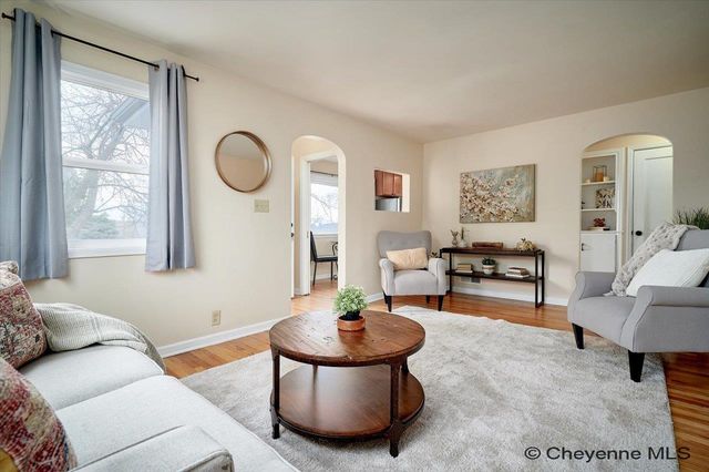 1602 CROOK AVE, Cheyenne, WY 82001