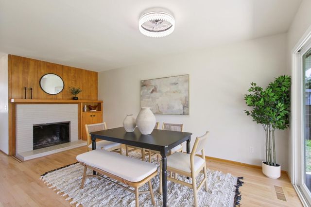 9418 Sara St, Elk Grove, CA 95624