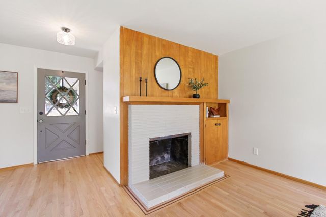 9418 Sara St, Elk Grove, CA 95624