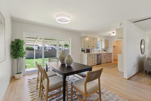 9418 Sara St, Elk Grove, CA 95624