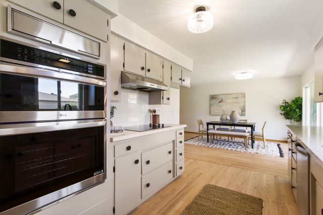9418 Sara St, Elk Grove, CA 95624