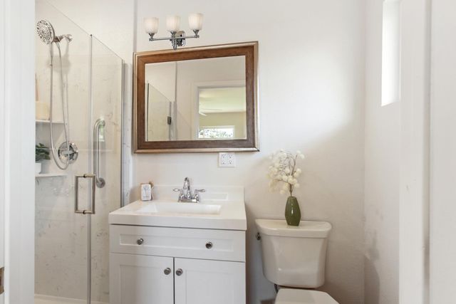 9418 Sara St, Elk Grove, CA 95624