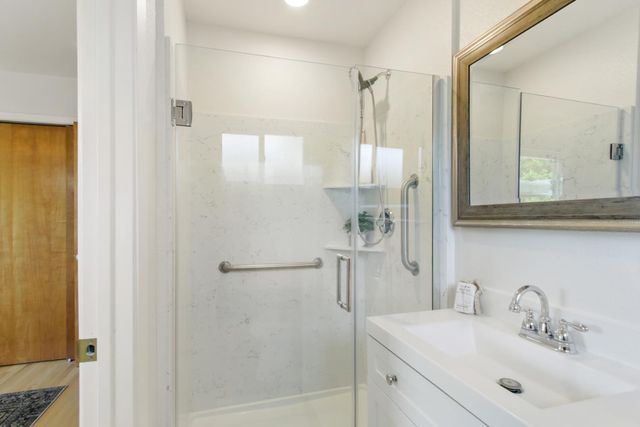 9418 Sara St, Elk Grove, CA 95624
