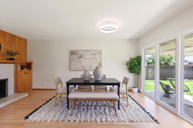 9418 Sara St, Elk Grove, CA 95624