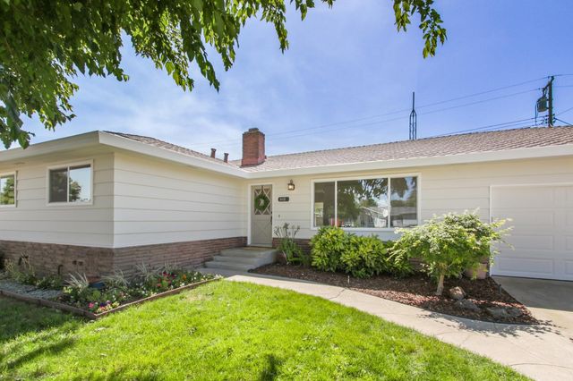 9418 Sara St, Elk Grove, CA 95624