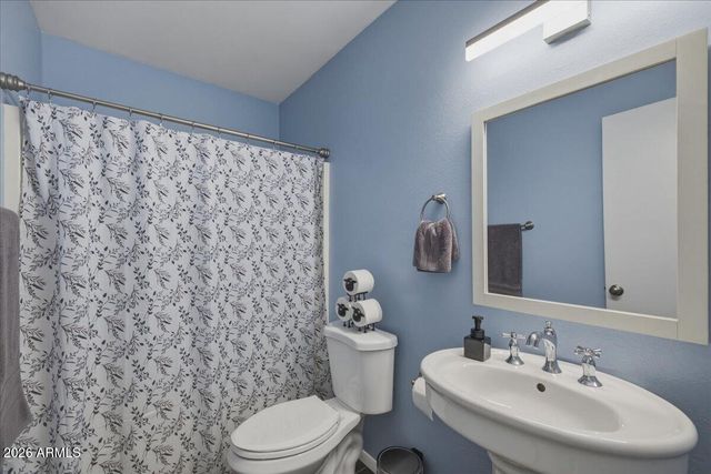 2132 E MINTON Drive, Tempe, AZ 85282
