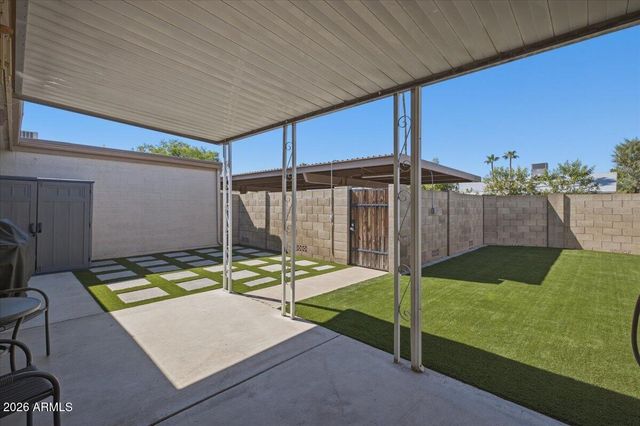 2132 E MINTON Drive, Tempe, AZ 85282