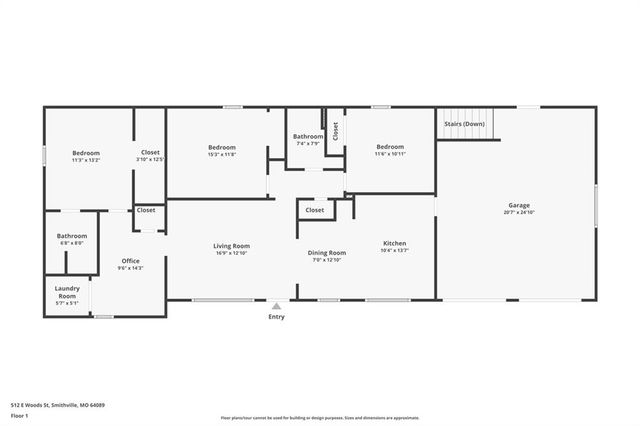 512 E Woods Street, Smithville, MO 64089