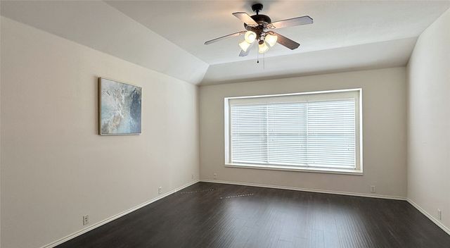 8210 Mossberg Drive, Arlington, TX 76002