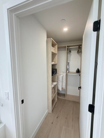 225 N Miami Avenue 3502, Miami, FL 33128