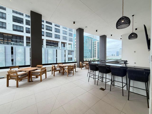 225 N Miami Avenue 3502, Miami, FL 33128