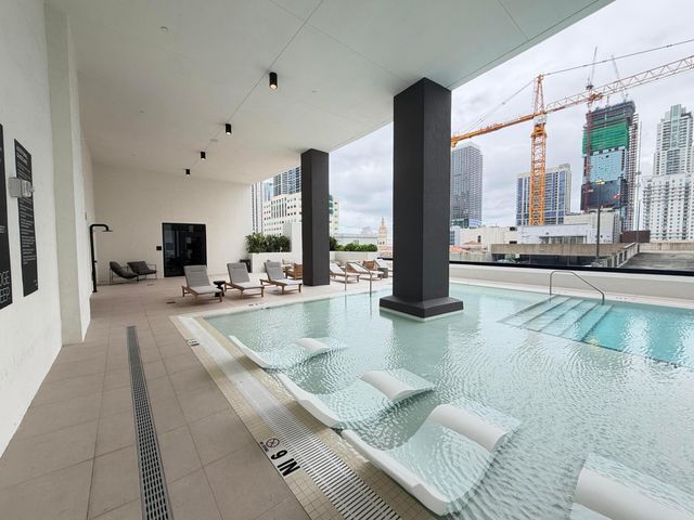 225 N Miami Avenue 3502, Miami, FL 33128